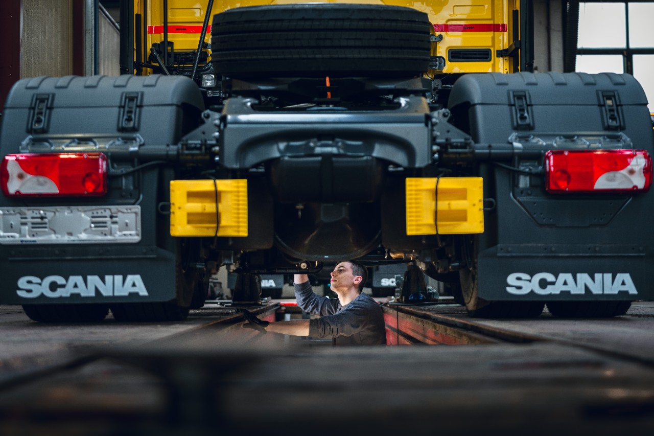  Officina Scania