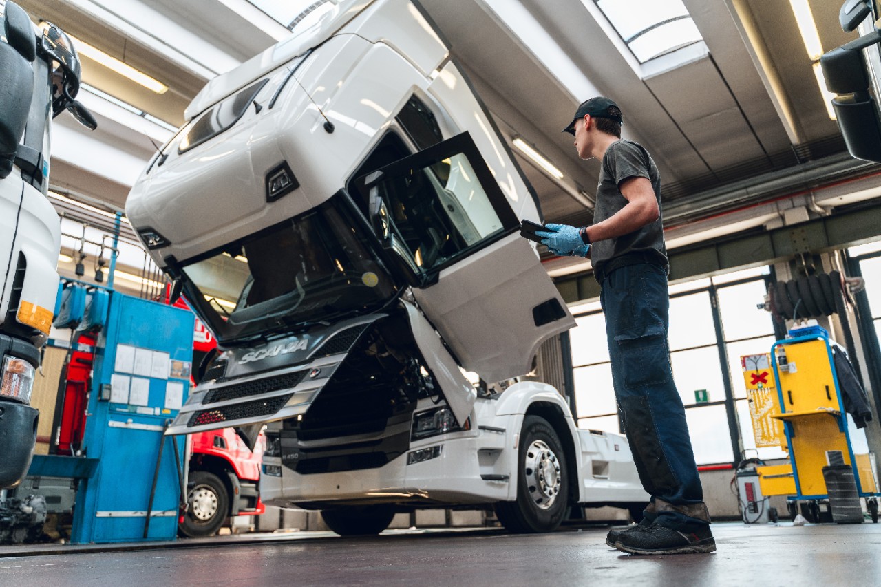 Riparazione e manutenzione Scania