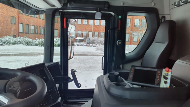 City door Scania