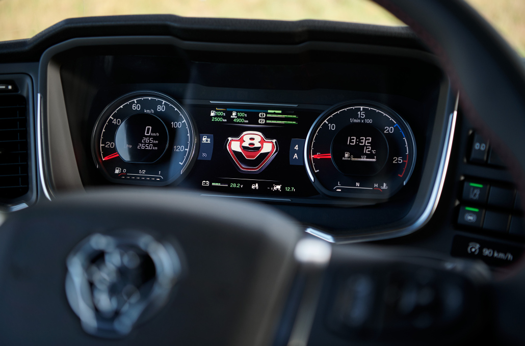 V8