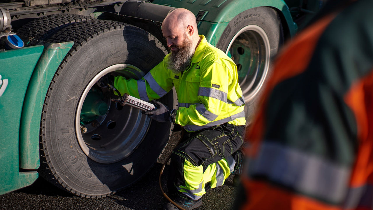 „Scania Assistance“ aptarnavimo technikas