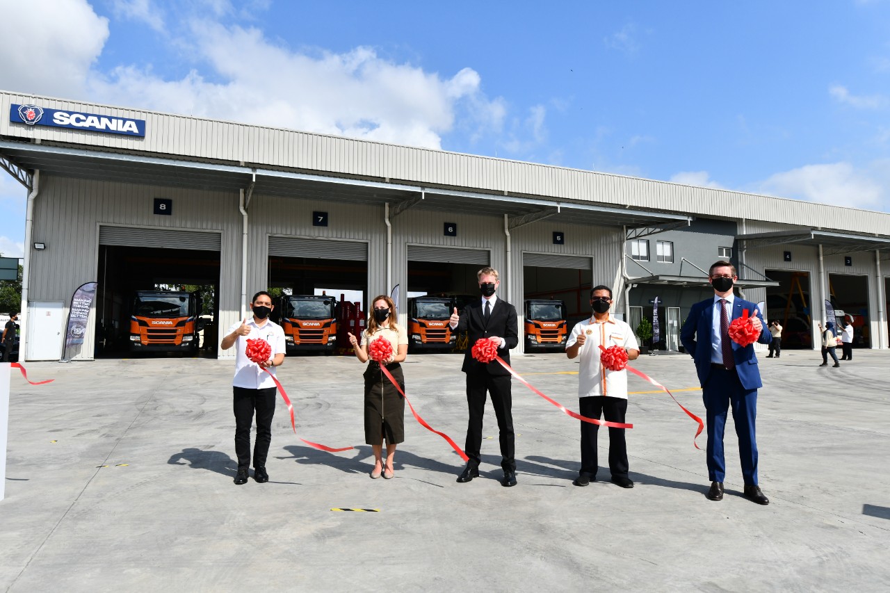 Ribbon cutting