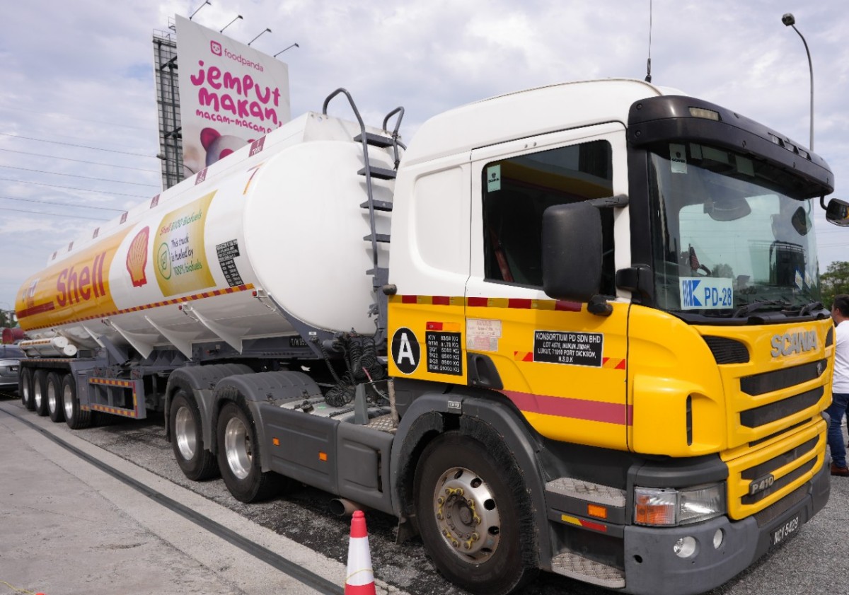 SHELL, KPD AND SCANIA DRIVING THE SHIFT IN REDUCING CO2 EMISSIONS WITH ...