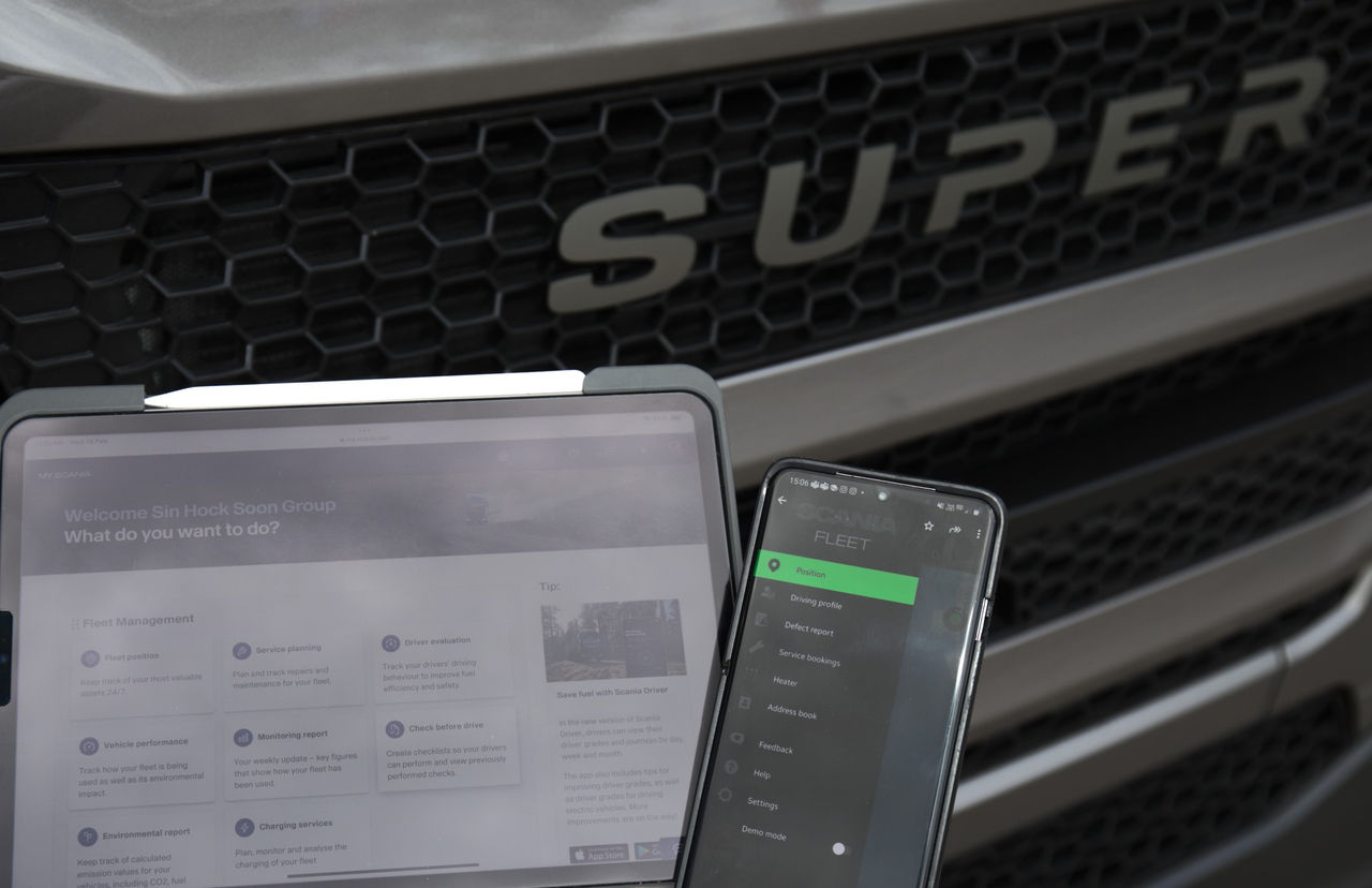 Digital Services are essential for customers to maximise profitability. With the recent addition of Scania Super, Sin Hock Soon Group will gain access to a suite of Scania Digital Services, including a 3-Year Fleet Management System Control Package.  Fleet Management System Control Package provides valuable insights and information about their fleet. They can be accessed via My Scania portal and Fleet app including essential features such as real-time positioning, vehicle performance monitoring, environmental reporting to track CO2 emissions, service planning, defect reporting, and driver evaluation. These tools enable identification of opportunities for vehicle usage improvements during Driver Training and Coaching. With this partnership, Sin Hock Soon Group will seamlessly achieve both sustainability and profitability, all at their fingertips. Scania Ecolution is now included as a standard feature with the purchase of Scania Super. It is a tailor-made partnership with the sole purpose of maximising our customers’ fleet’s fuel efficiency, reducing CO2, Nitrogen Oxide and Particulate Matter emissions, all to meet customers’ ESG requirements. 