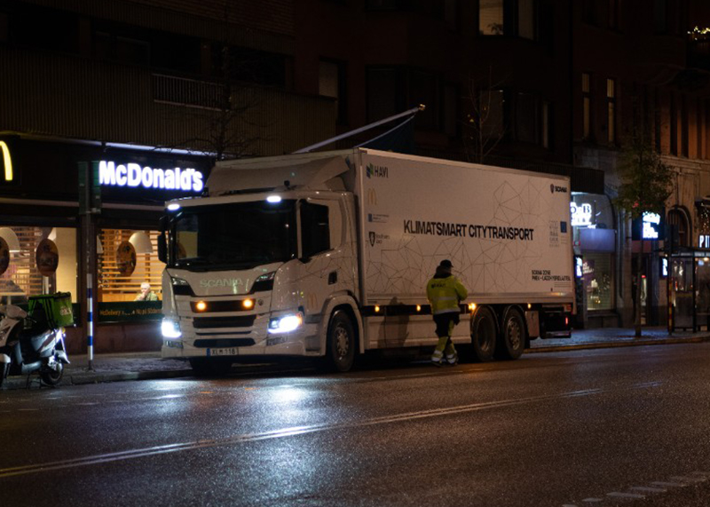 Gas truck city transport