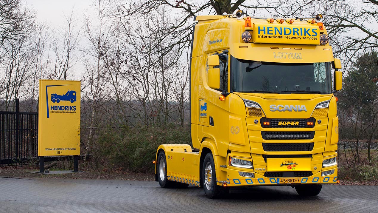 Internationaal Bergingsbedrijf Hendriks neemt eerste Scania 770S V8 in Nederland in gebruik