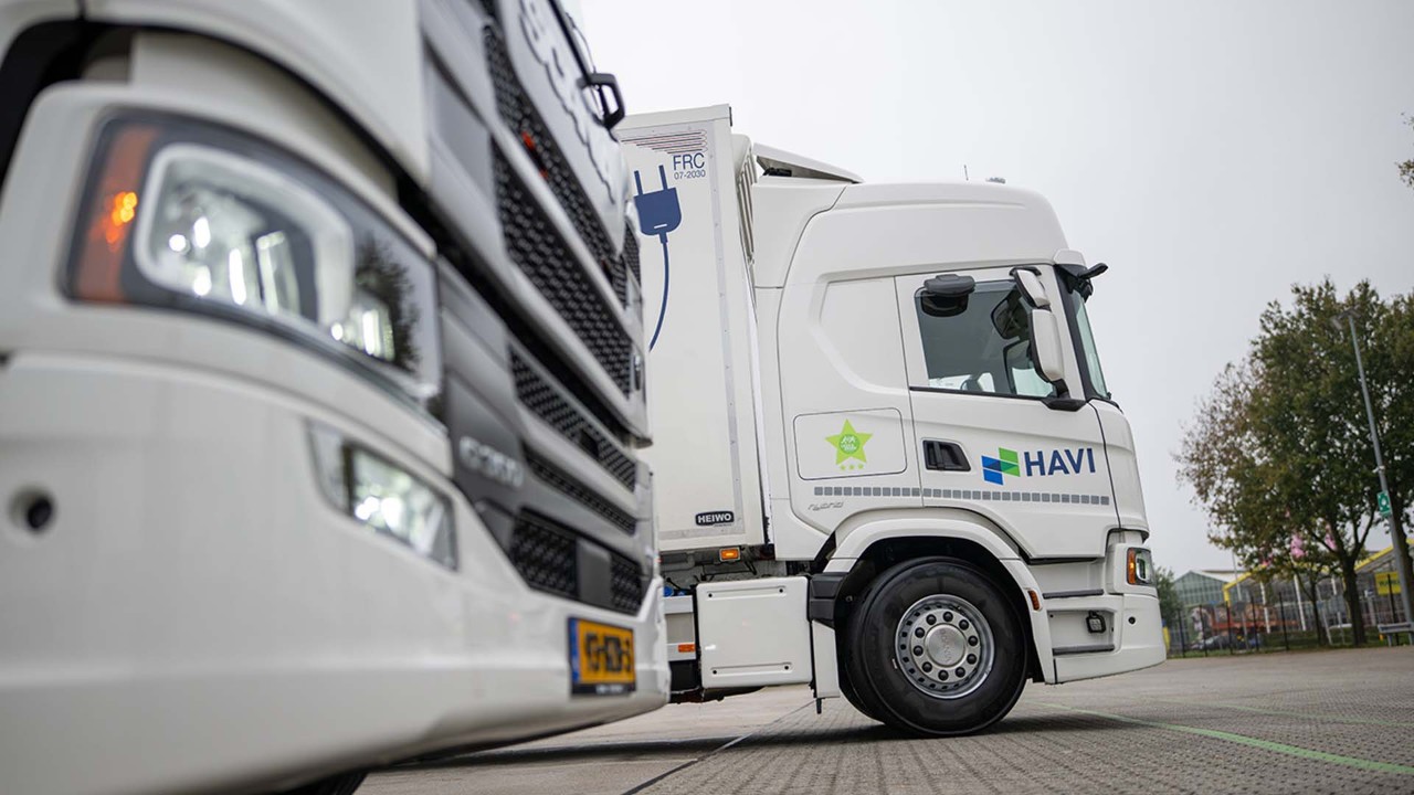 Scania PHEV bakwagen G360 6X2