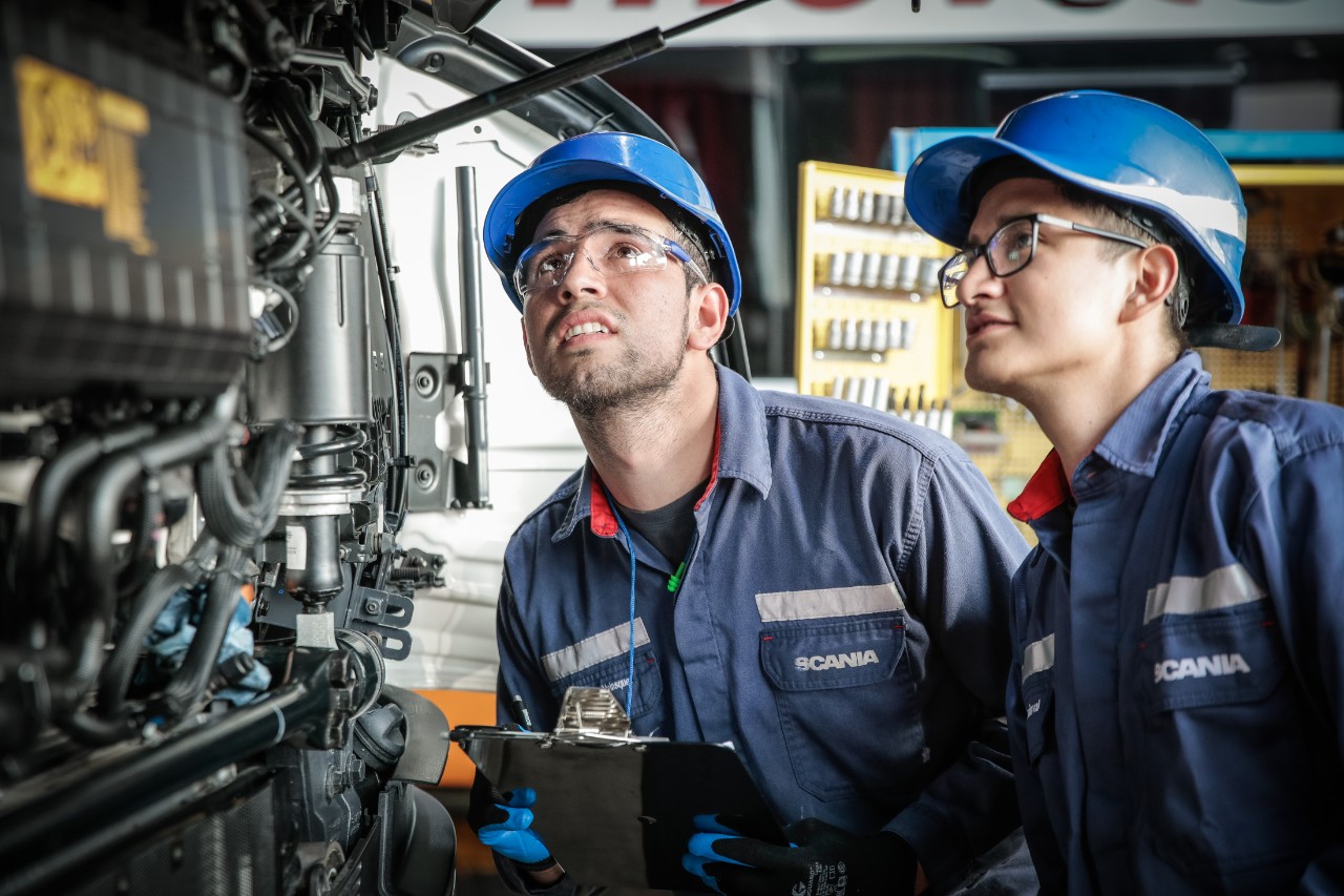 Scania lanza programa Técnic@S Del Futuro para atraer al mejor talento en Mecánica Automotriz 