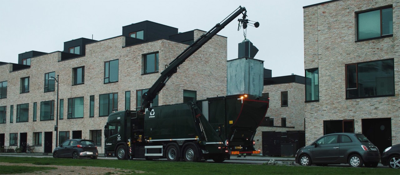 First fully electric crane truck for waste collection in Denmark