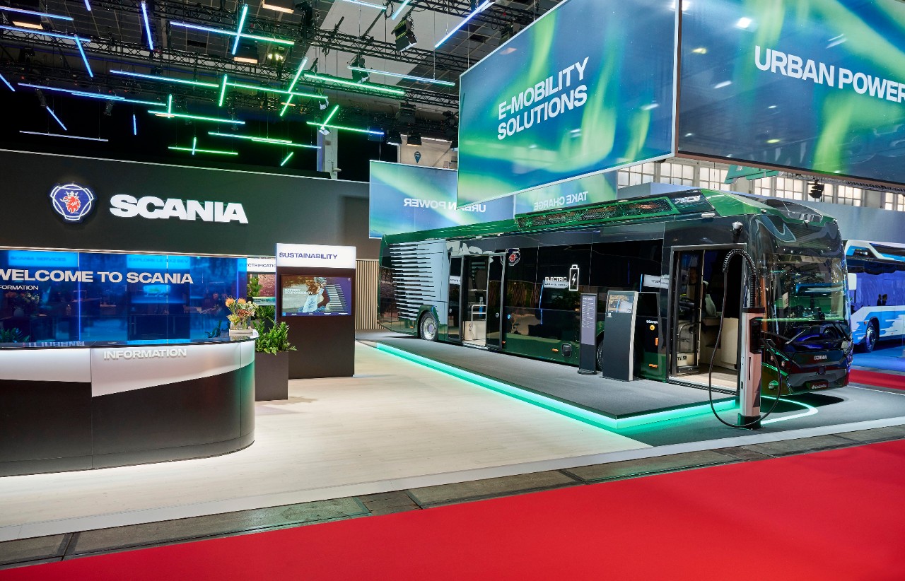 A Scania lança nova plataforma de autocarros elétricos na Busworld