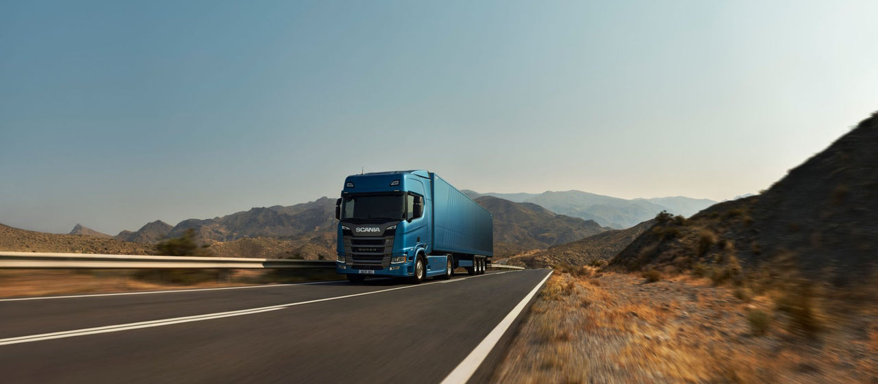 Scania Super på landsväg