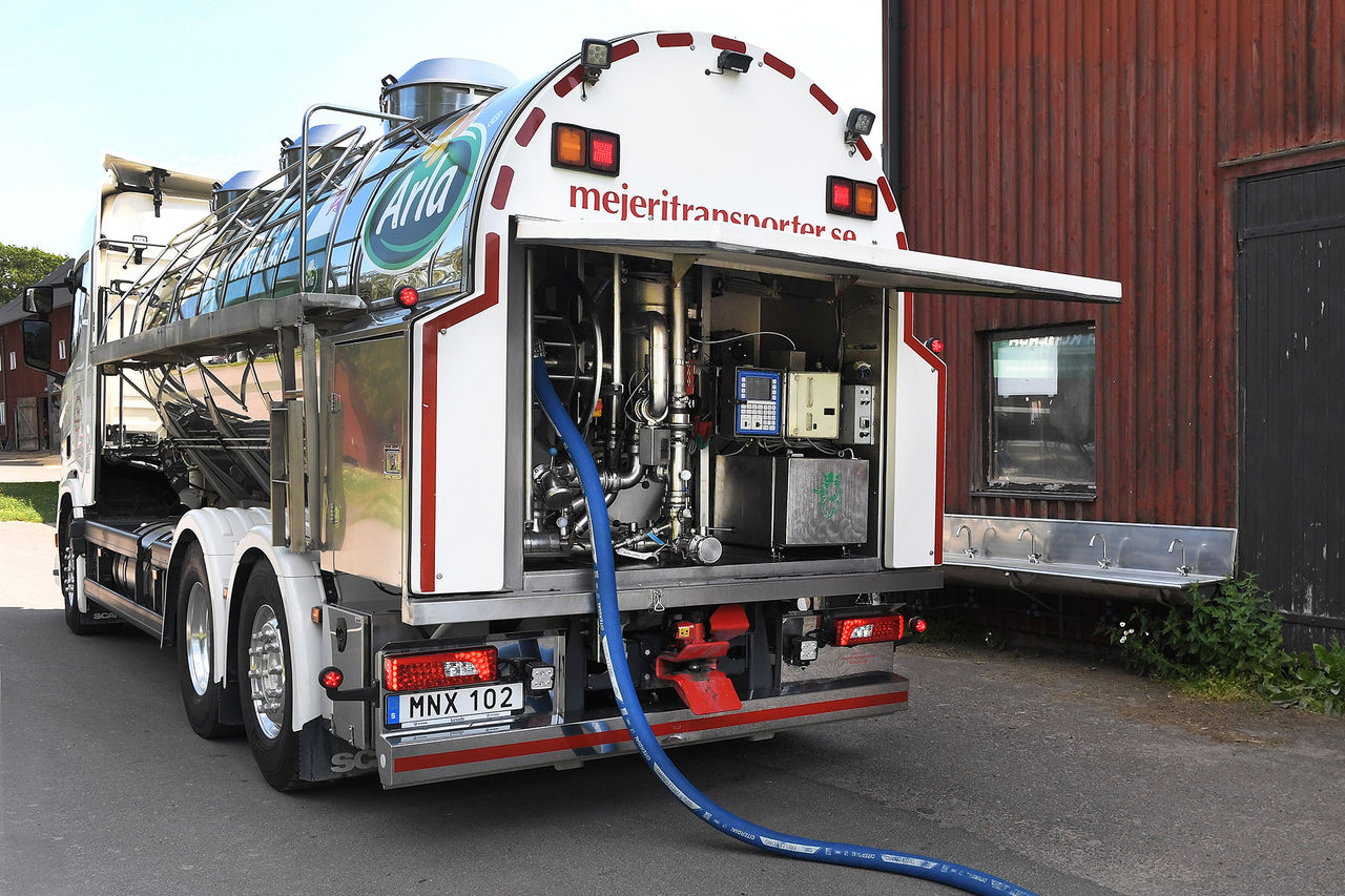 Karlstad  2021 07 20  Nya Scania lastbilar som går på biogas till Mejeritransporter Tord Johansson AB i Karlstad  Foto Tommy Holl 