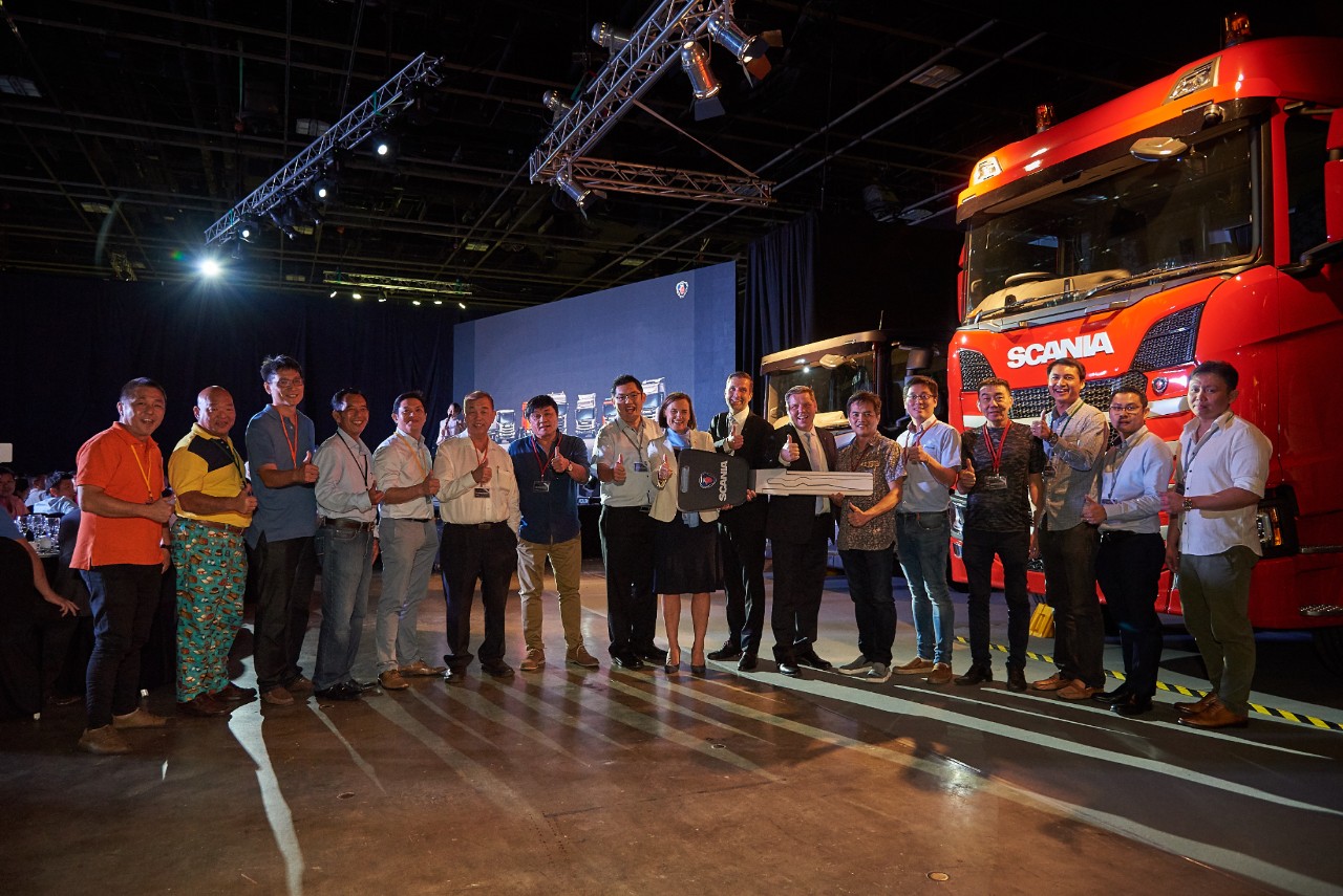 SCANIA LAUNCHES ITS NEW TRUCK GENERATION IN SINGAPORE