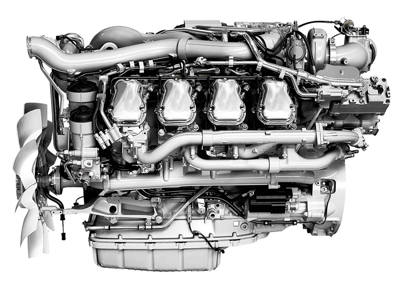 16-litrový motor nákladného vozidla, V8