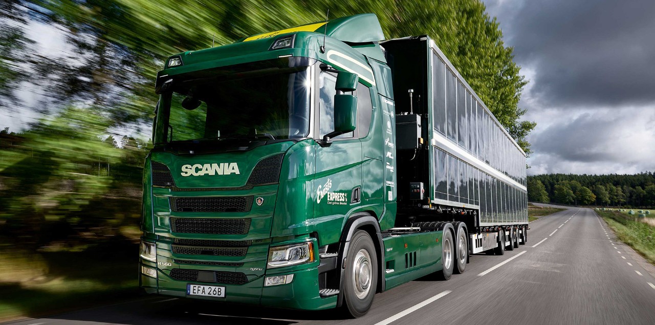 Scania, Güneş Enerjisiyle Çalışan Yeni Kamyonunun İlk Testini Başarıyla Gerçekleştirdi