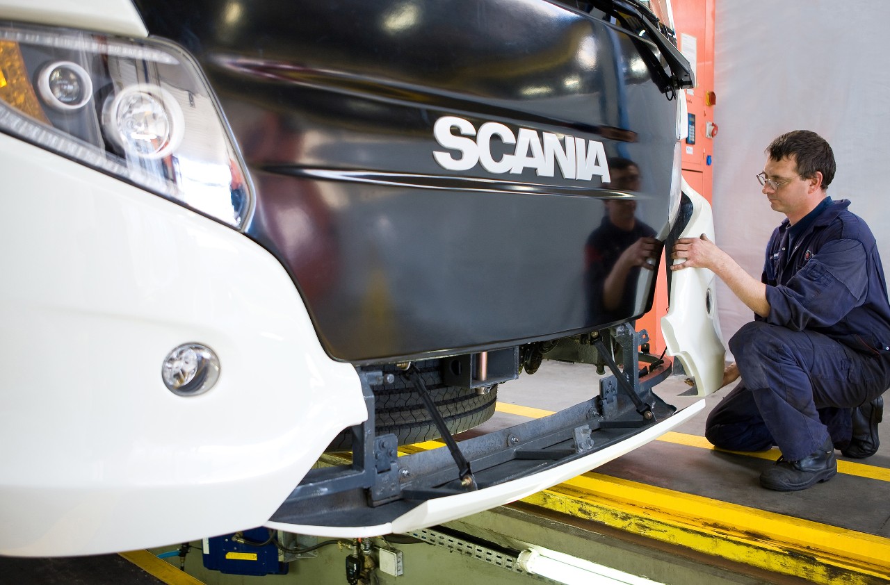 Scania further enhances its bus and coach service