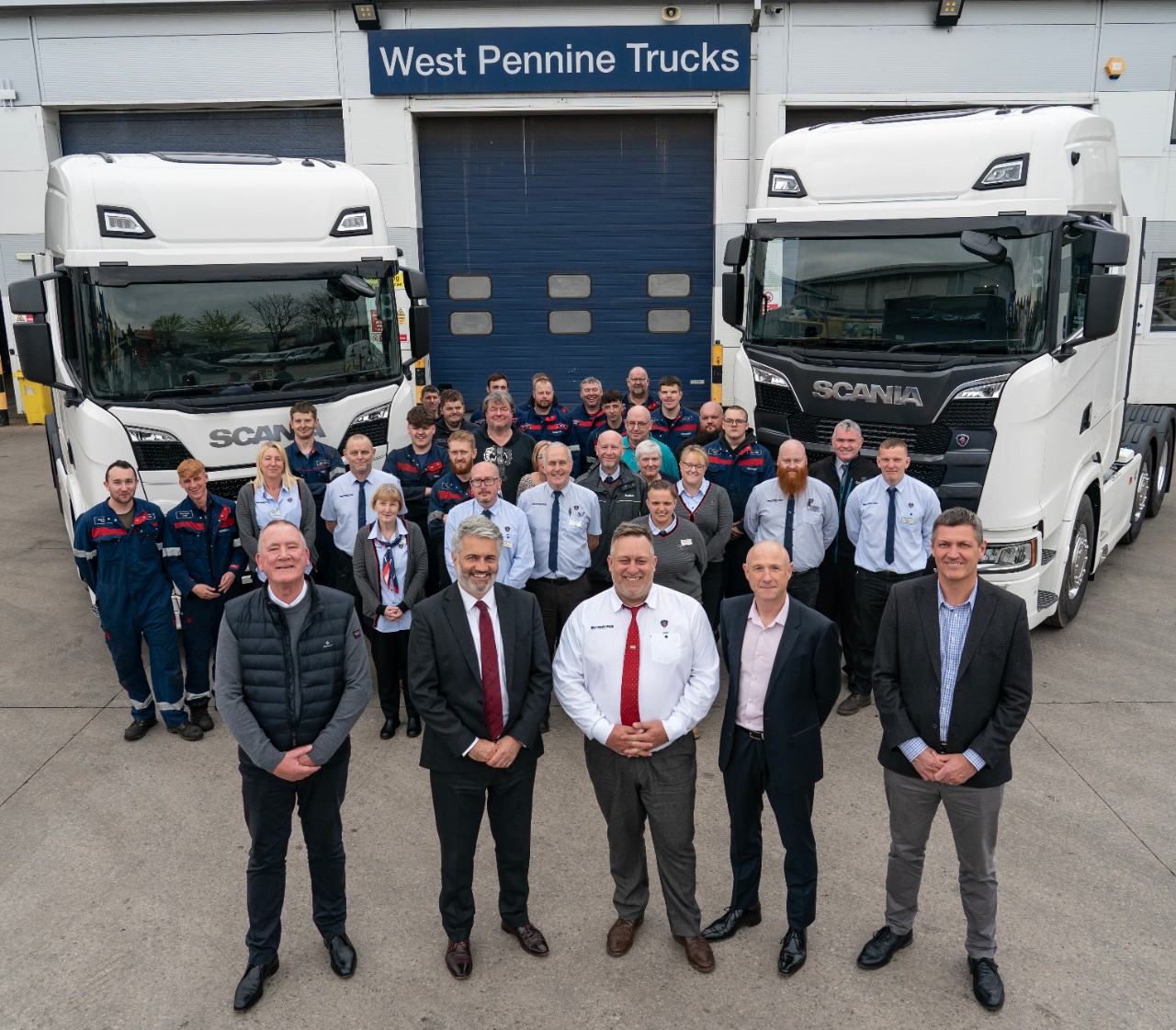 West Pennine Trucks and Haydock Commercial Vehicles triumph in Scania UK’s 2022 team awards