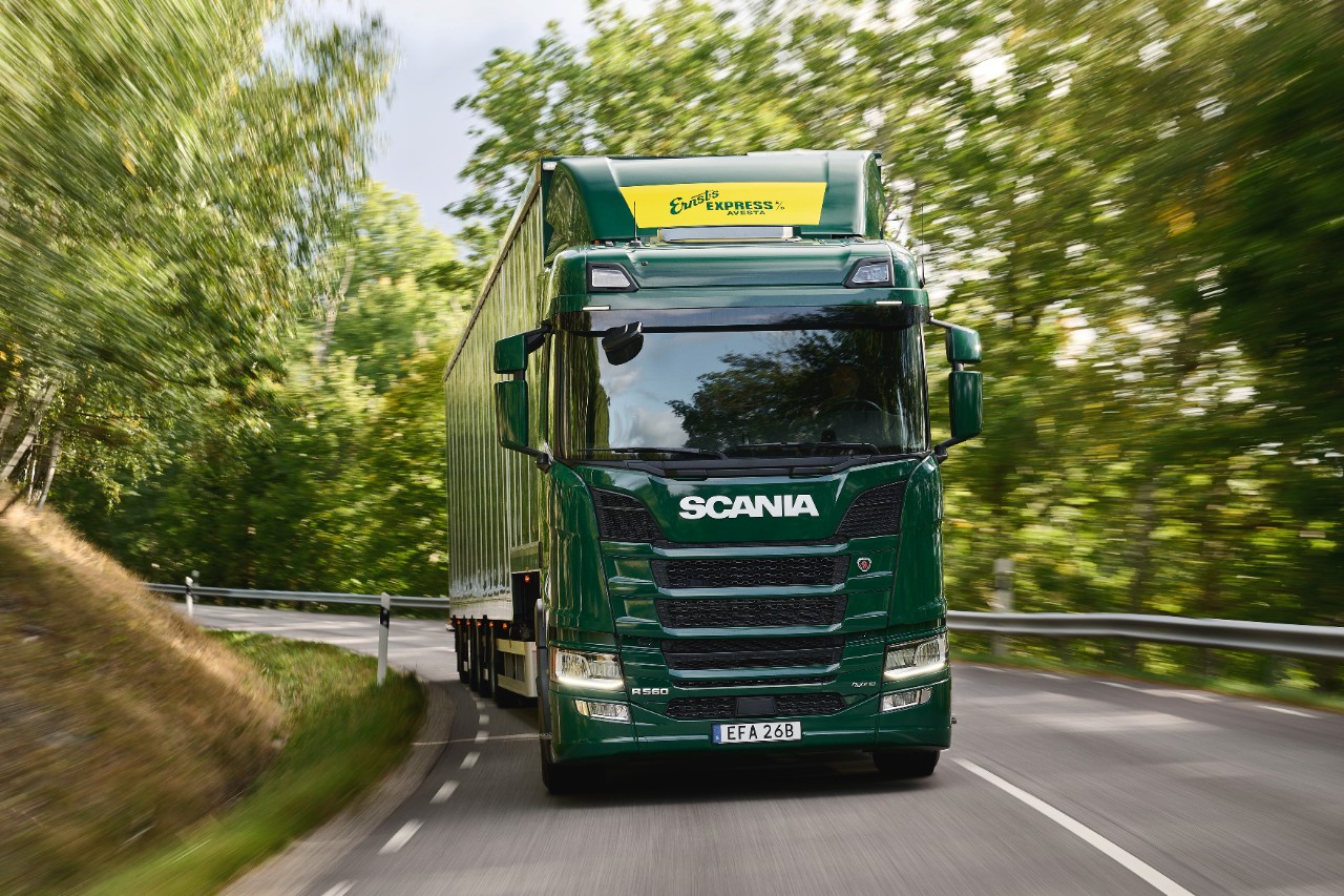 Scania puts a solar powered truck to the test on public roads