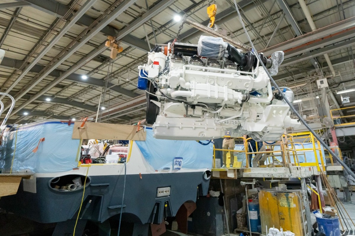 Scania-Powered Viking 48 Convertible is in Production | Scania North ...