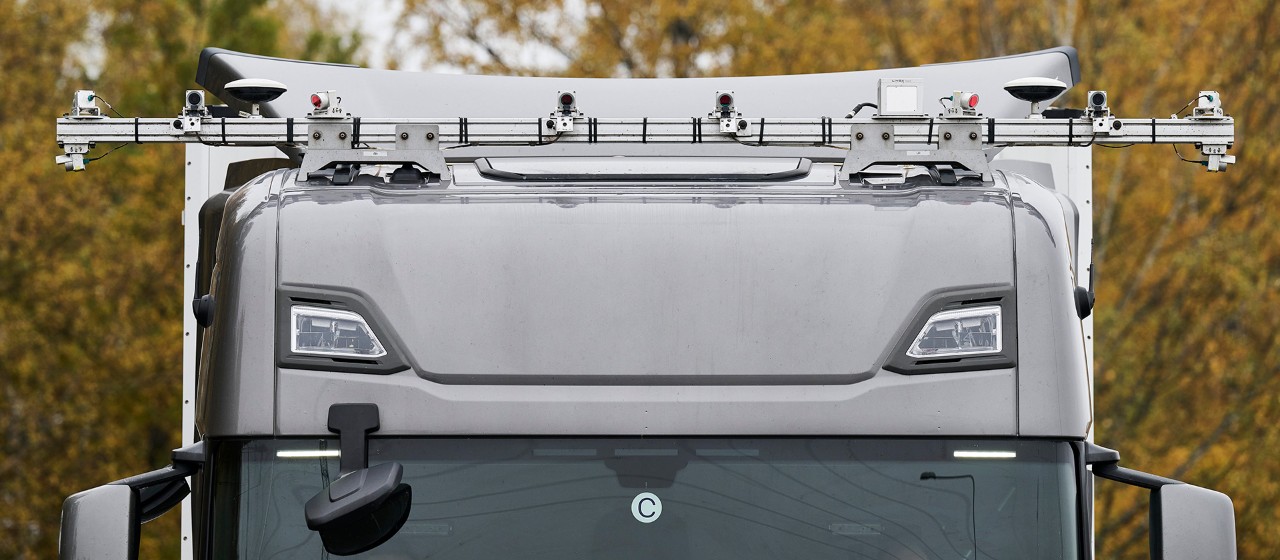 Autonomous driving instruments on a truck